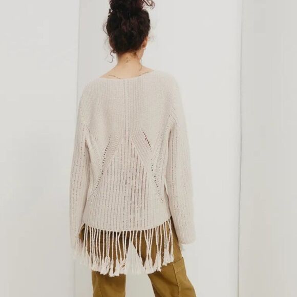 H&M Limited Fringe Sweater Oversized - Picture 9 of 13